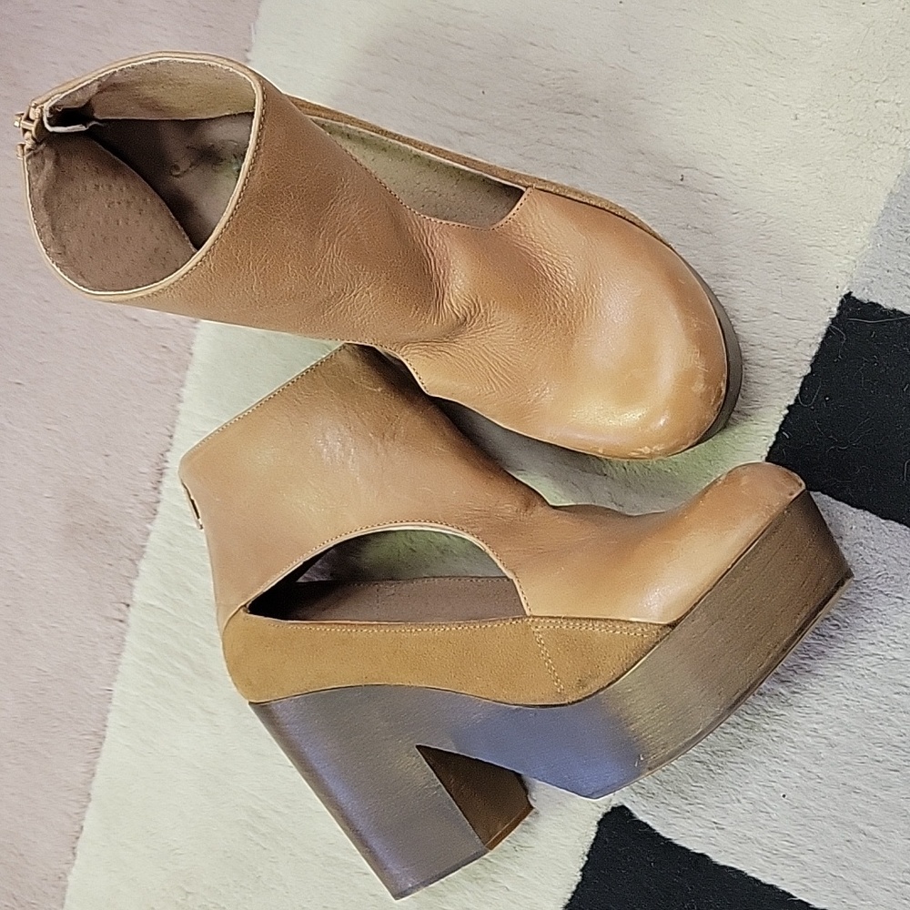 Free People Horizon Chunky platform wooden heel sandal clog 39